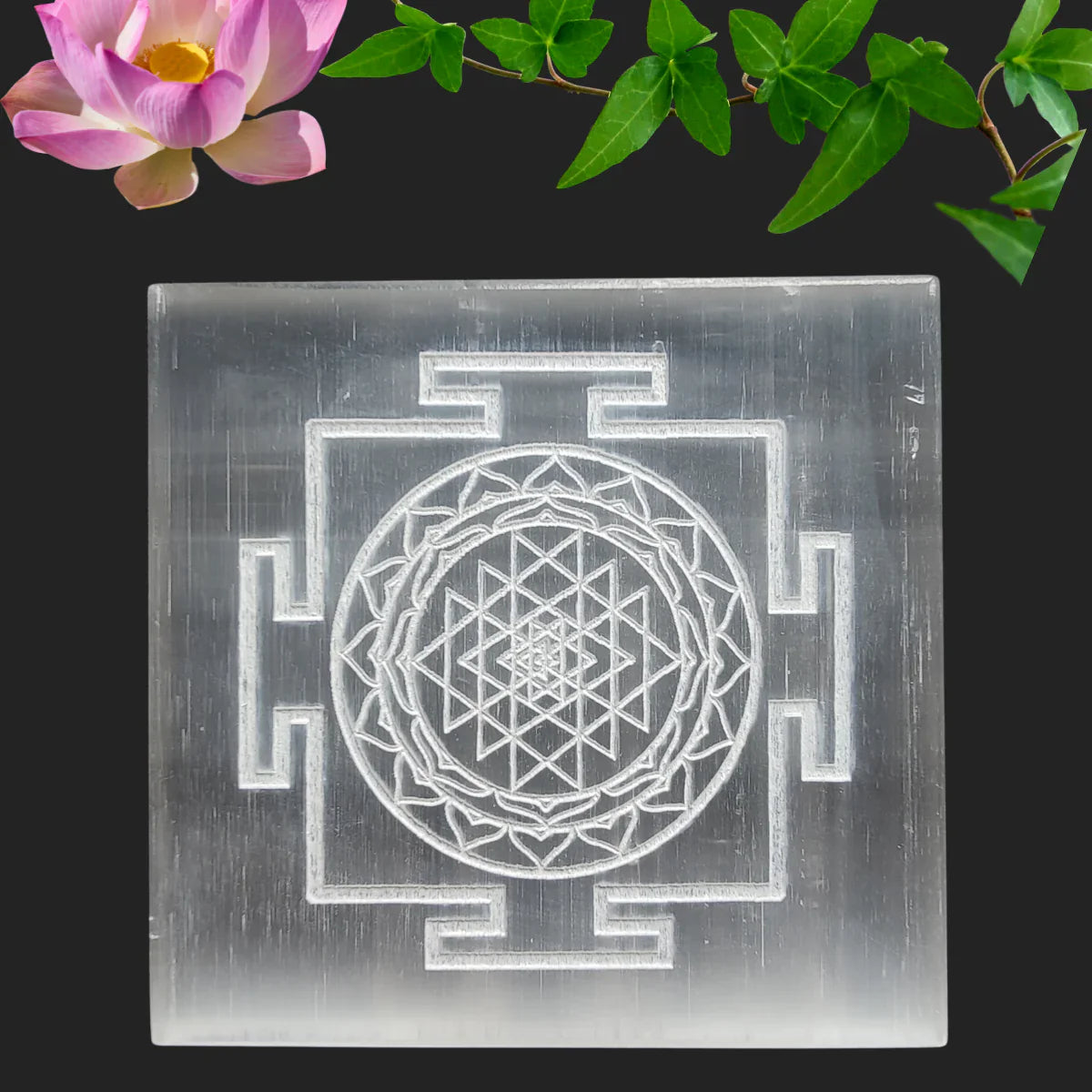 Selenite Plate – Crystal Charging & Cleansing